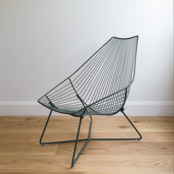 Wire outdoor chair, Dark Moss green coloured wire lounging chair