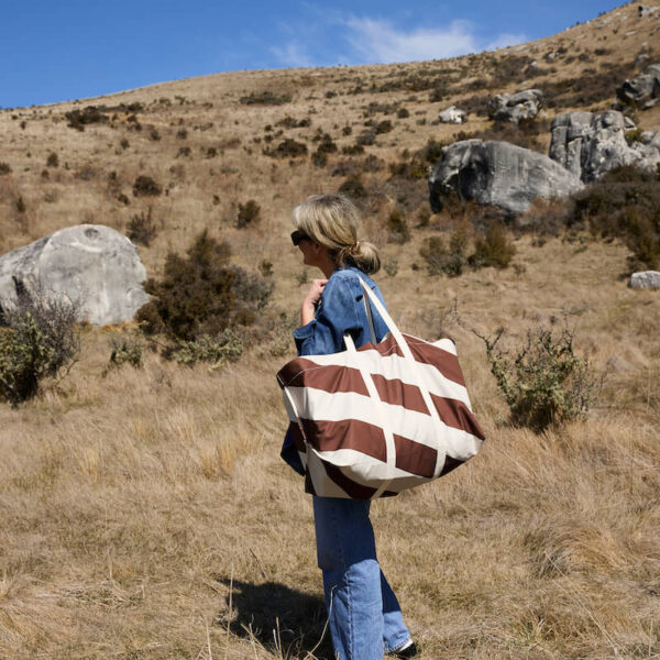 Big, roomy beach bag, light fabric, striped