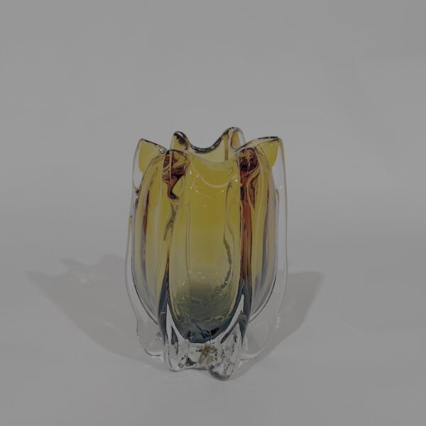 the SHORTER MOLTEN WIBBLE VASE - AMBER