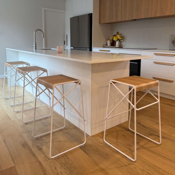 Karori stool - Image 3