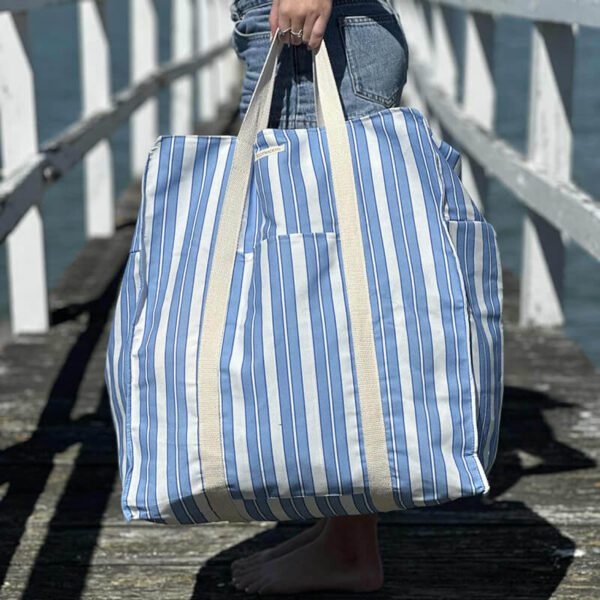 Large canvase bag by Ico Traders. The Stuffer bag in Golfclub stripe design.